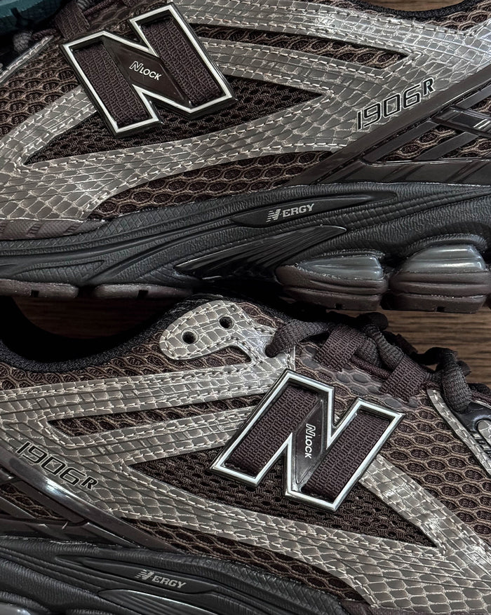 New Balance 1906R onfeet