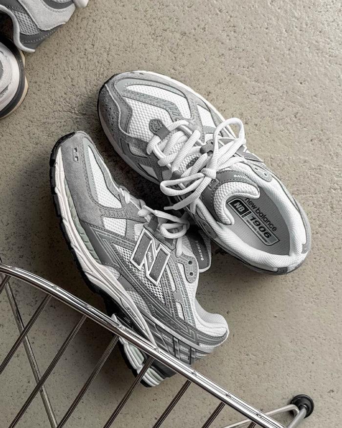 New Balance 1906 onfeet