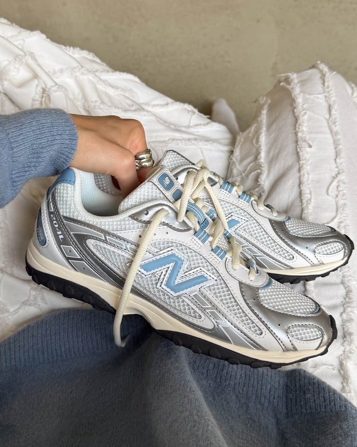 New Balance U204LSWC onfeet