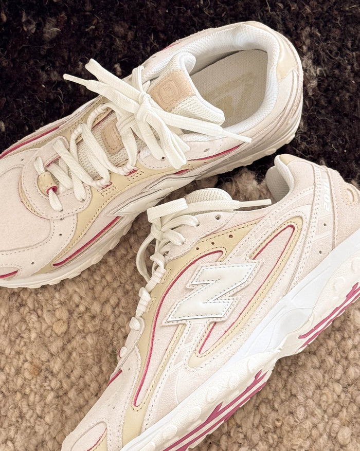 New Balance 204L onfeet