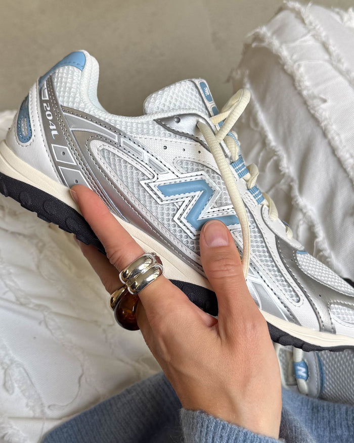 New Balance U204LSWC onfeet