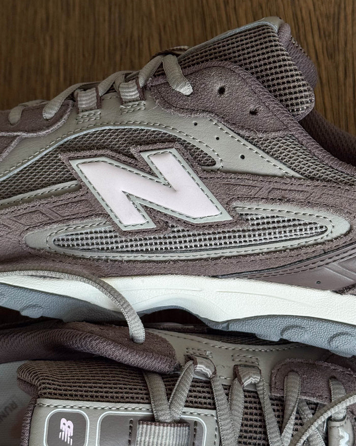 New Balance 204L onfeet