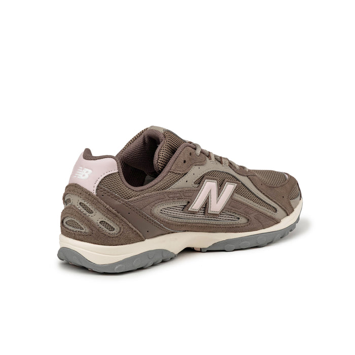 New Balance 204L