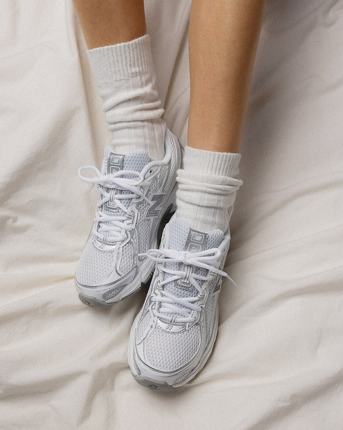 New Balance U740WM2 onfeet