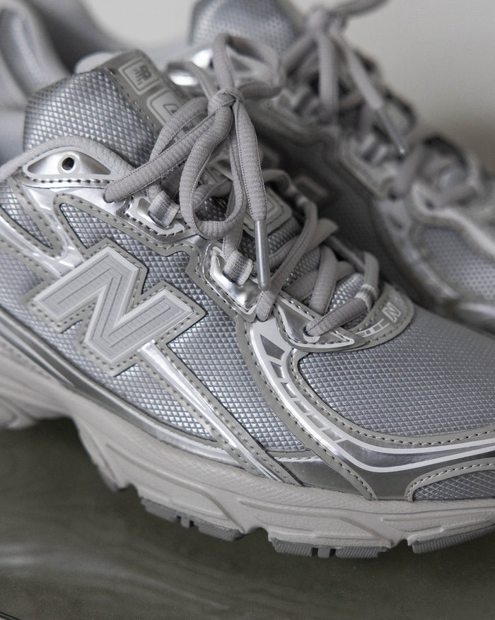 New Balance 740 onfeet