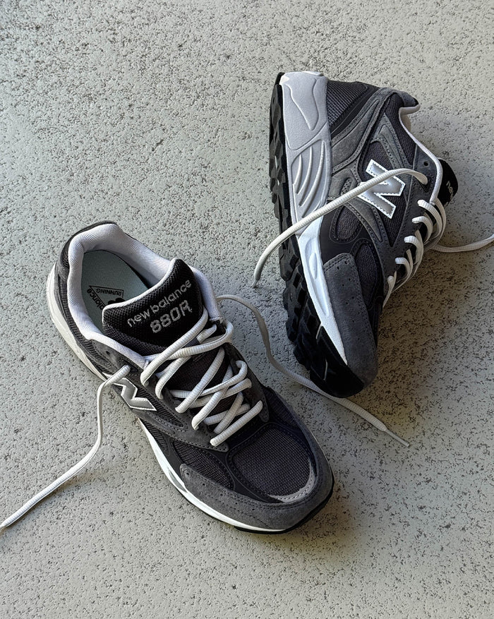 New Balance 880R onfeet