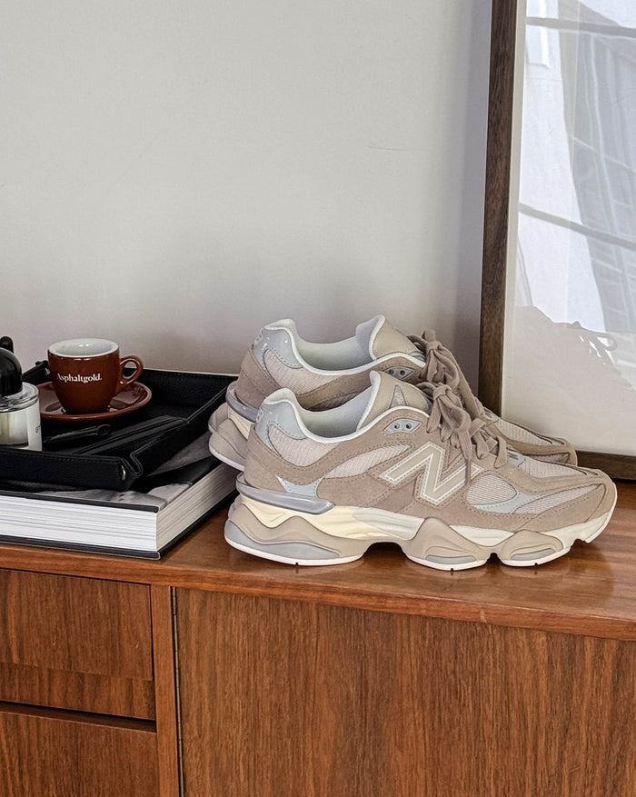 New Balance U90/608AP onfeet