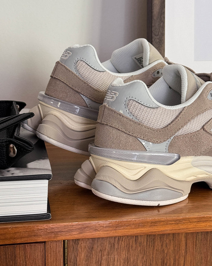 New Balance U90/608AP onfeet