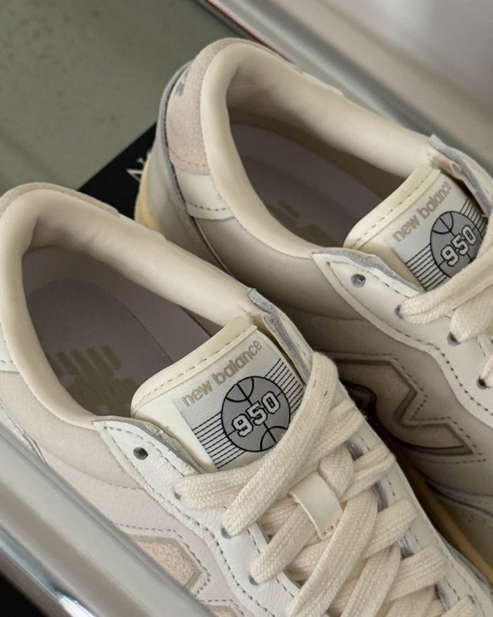 New Balance 950 onfeet