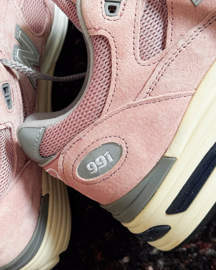 New Balance 991 v2 *Made in England* onfeet