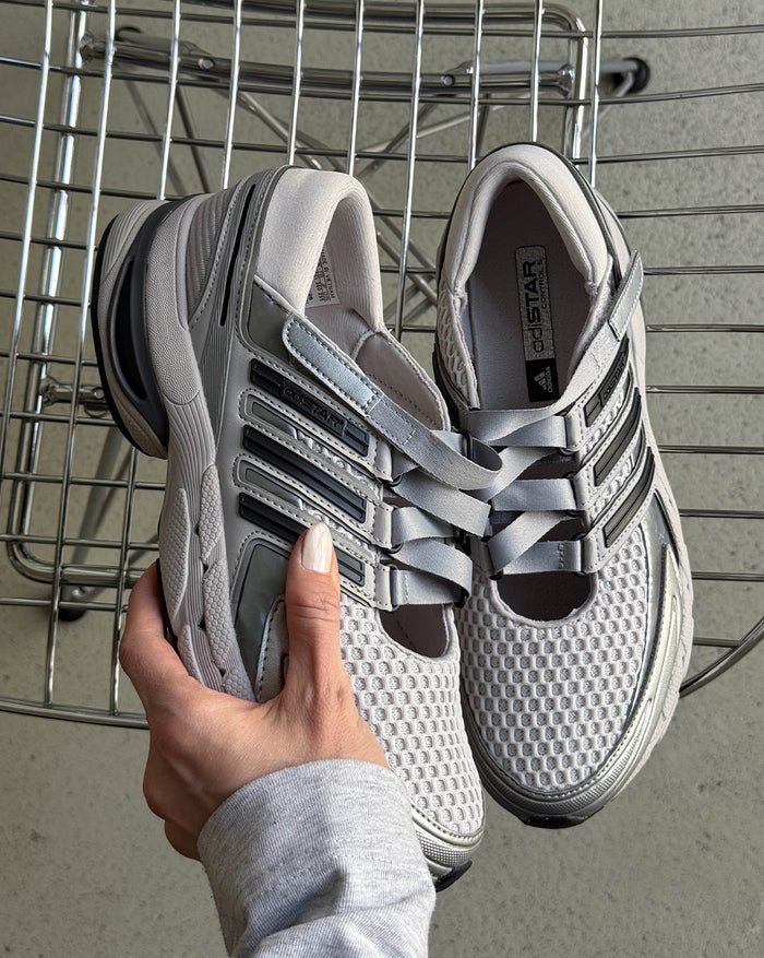 Adidas Adistar Control 5 Mary Jane onfeet