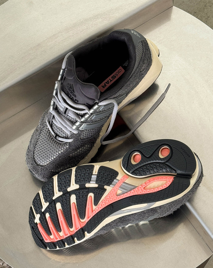 Adidas Adistar Moulded onfeet