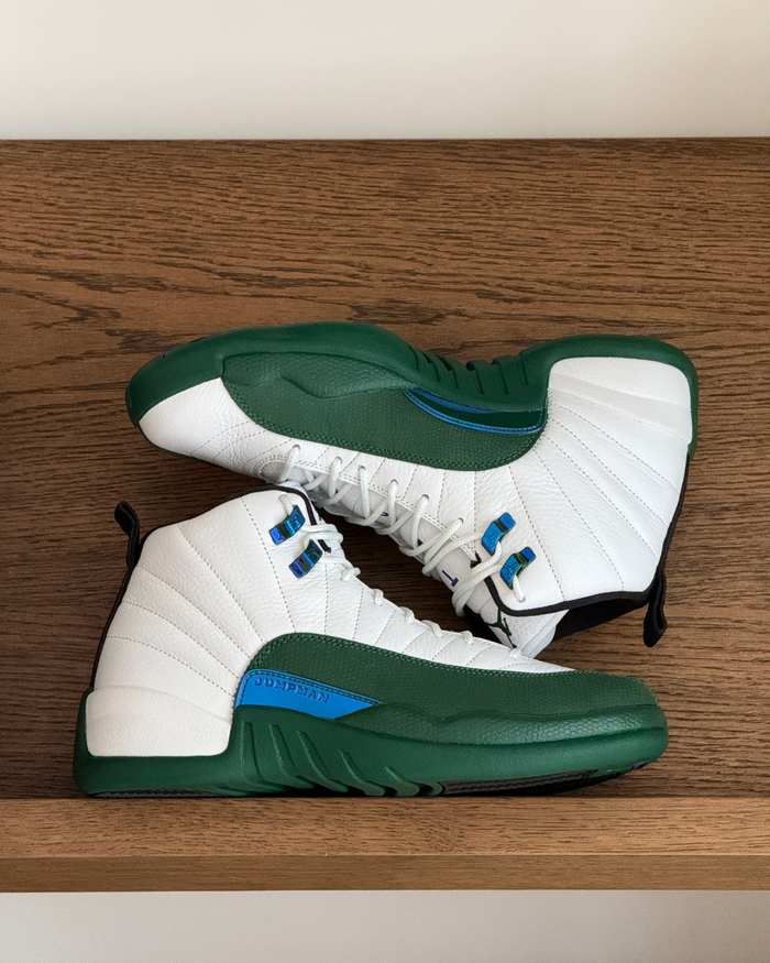 Nike Air Jordan 12 Retro *Bucks* onfeet