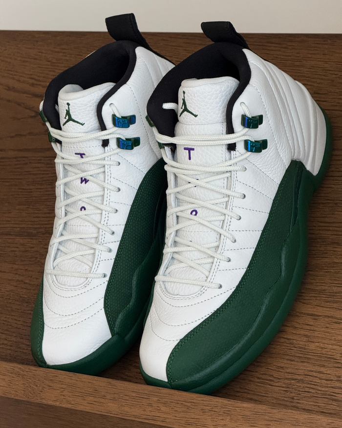 Nike Air Jordan 12 Retro *Bucks* onfeet