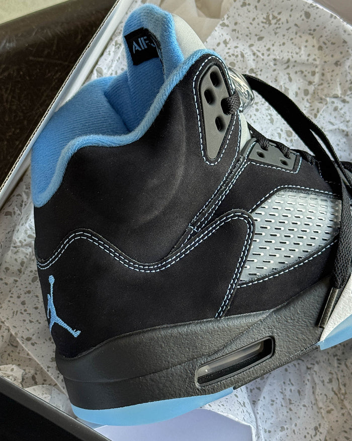Nike Air Jordan 5 *Black Carolina* onfeet