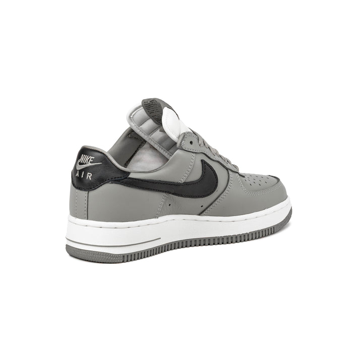 Nike	Air Force 1 '01