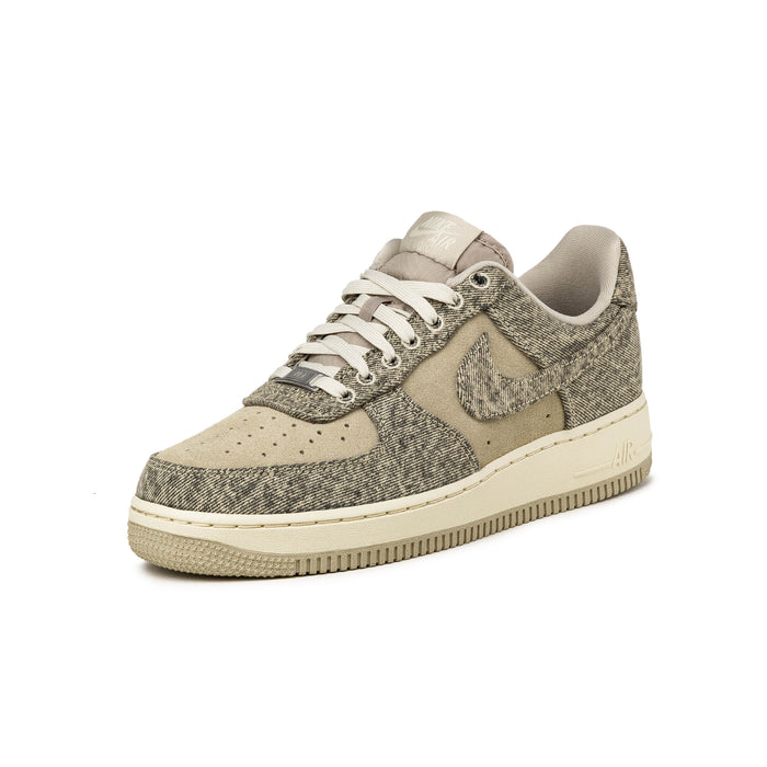 Nike	Air Force 1 '07 LV8 *Denim*