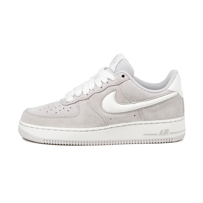 Nike Air Force 1 '07 LV8