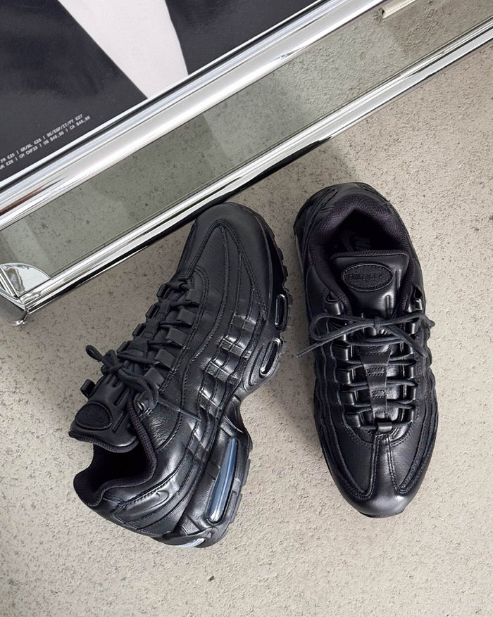 Nike Air Max 95 *Big Bubble* *Leather* onfeet