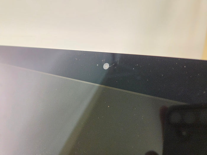 Apple iMac 3.0Ghz i5 21.5-Inch Retina 4K (2017) *Scratched Display*