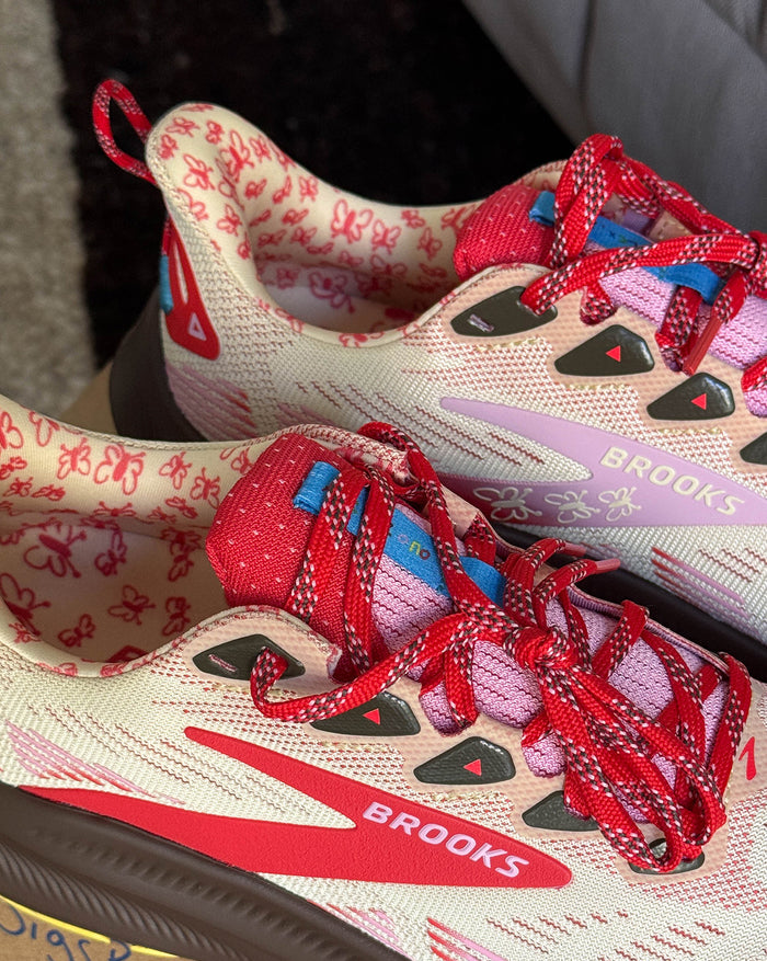 Brooks x Alex Zono Ghost Trail onfeet