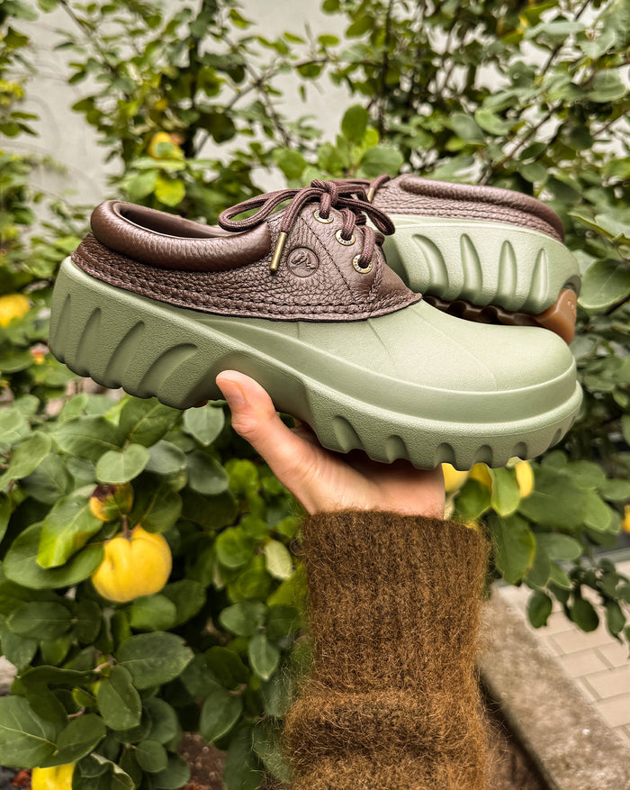 Crocs Axle Low onfeet
