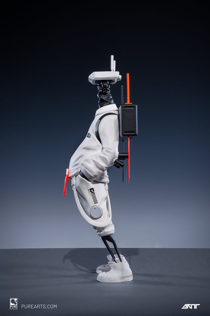 DOODE DD3 Phantom Panda 1/12 Scale Figure