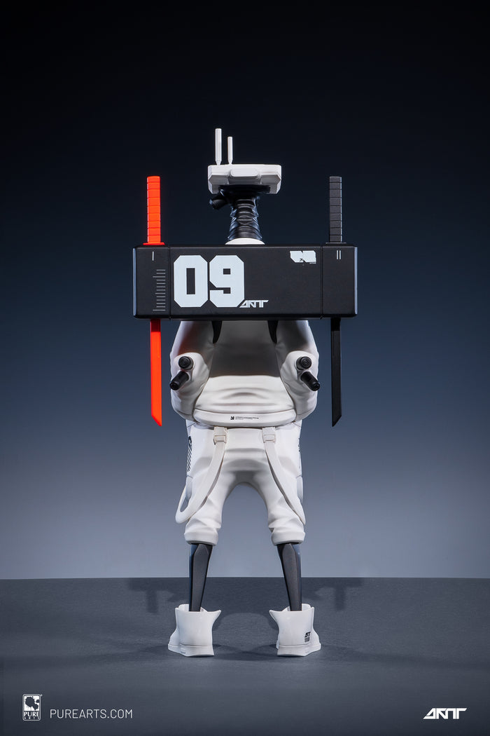 DOODE DD3 Phantom Panda 1/12 Scale Figure