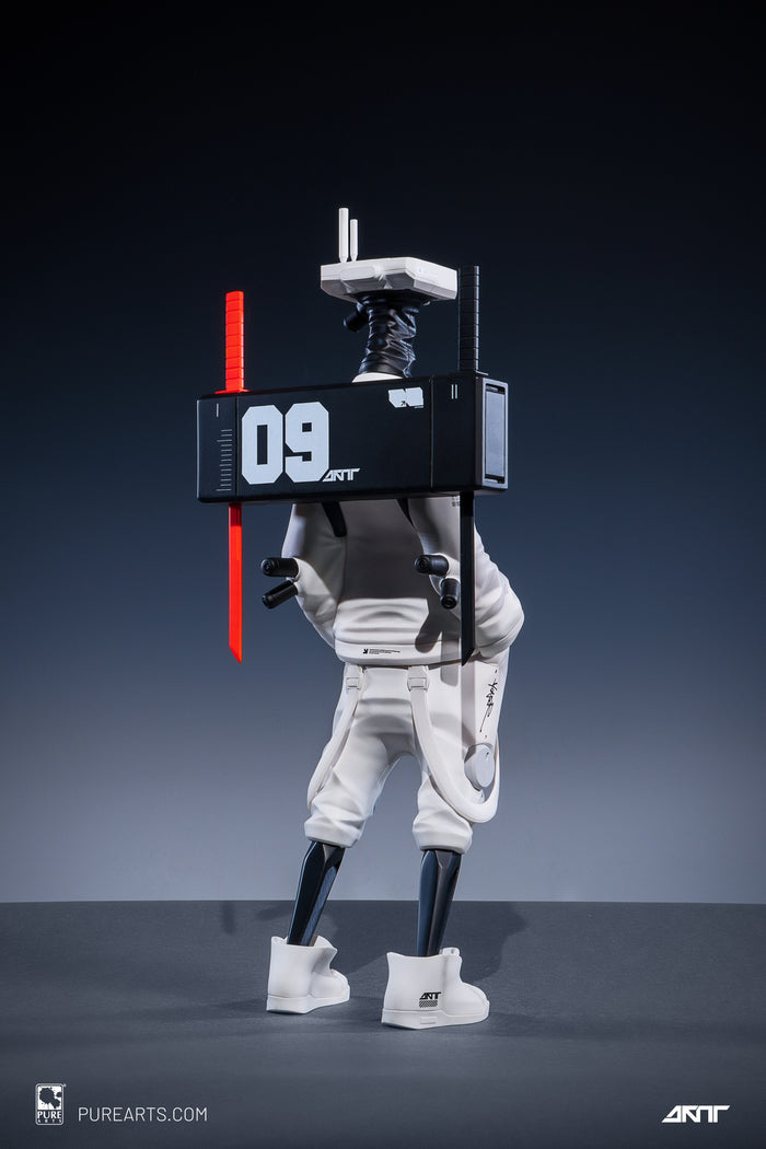 DOODE DD3 Phantom Panda 1/12 Scale Figure