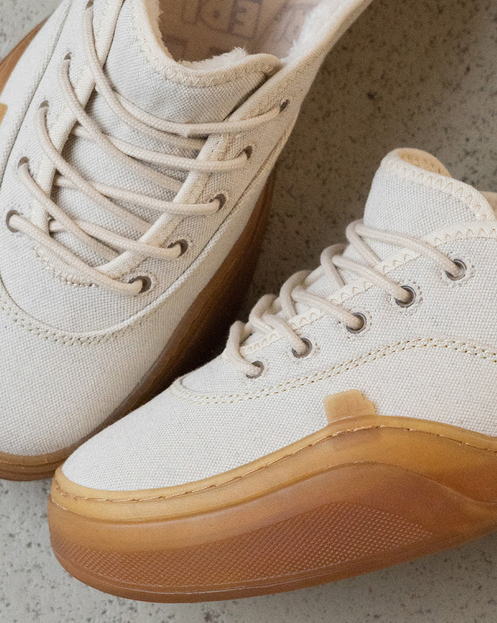 ERL Camino Low Skate Mule onfeet