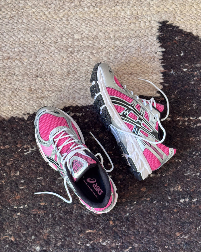 Asics GEL-Kayano 12.1 onfeet