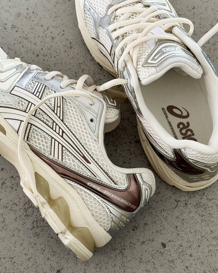 Asics GEL-Kayano 14 onfeet