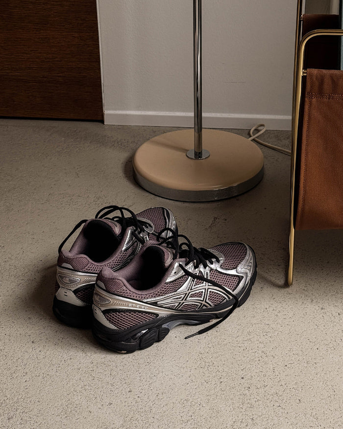 Asics GT-2160 onfeet