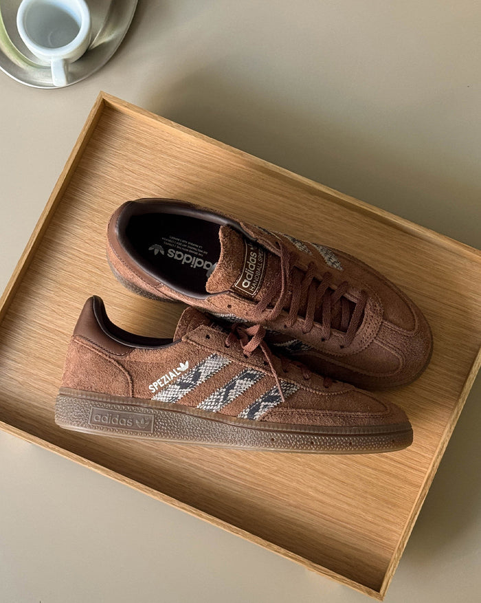 Adidas Handball Spezia W onfeet