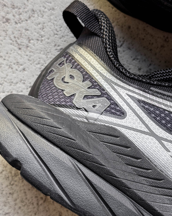 Hoka Remastered Aura onfeet