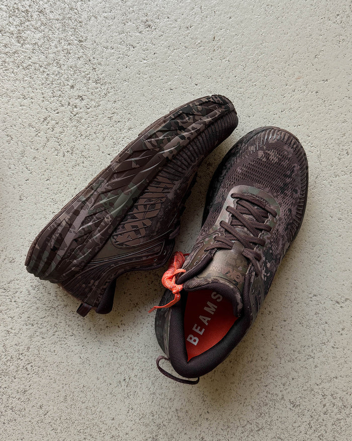 HOKA x Beams Bondi 7 onfeet