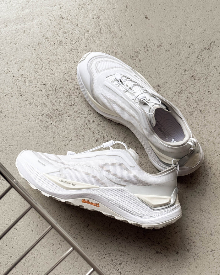 Adidas	Holo Peak onfeet