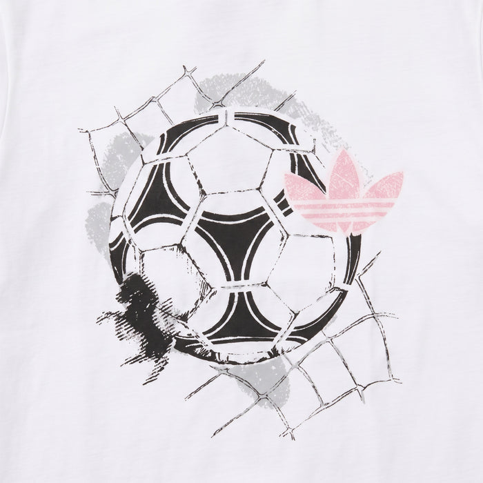 Adidas	Juventus FC Seasonal Graphic T-Shirt