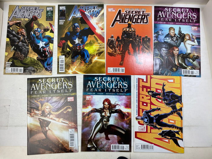 Lot of 14 Secret Avengers Marvel Comics 2010-2011