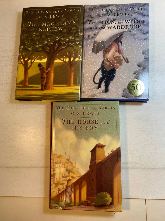 Lot of 3 Chronicles of Narnia HCDJ 2001
