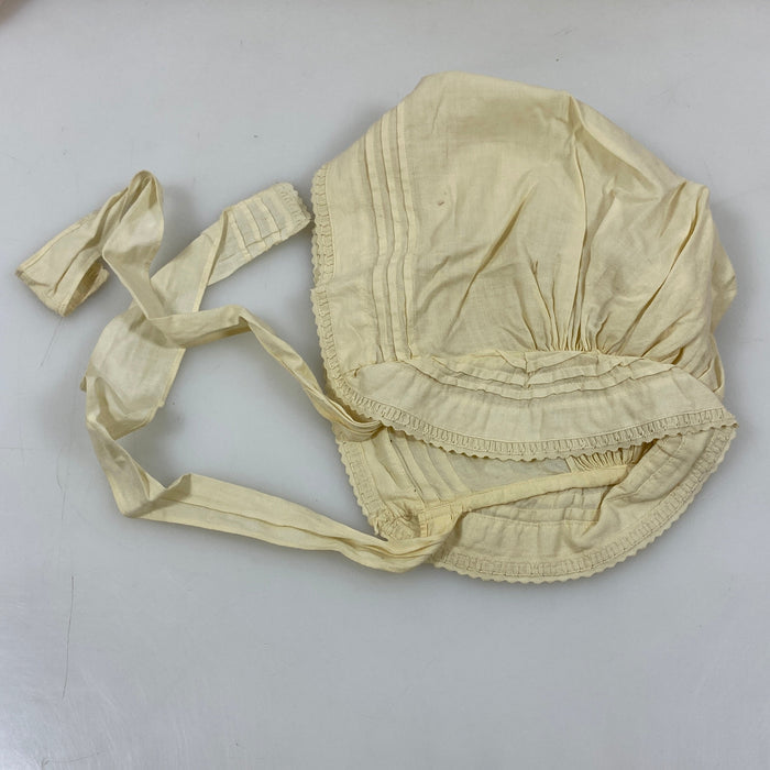 Lot of 3 Vintage Bonnets