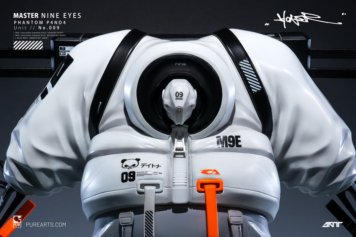 Master 9 Eyes: Phantom Panda 1/12 Vinyl