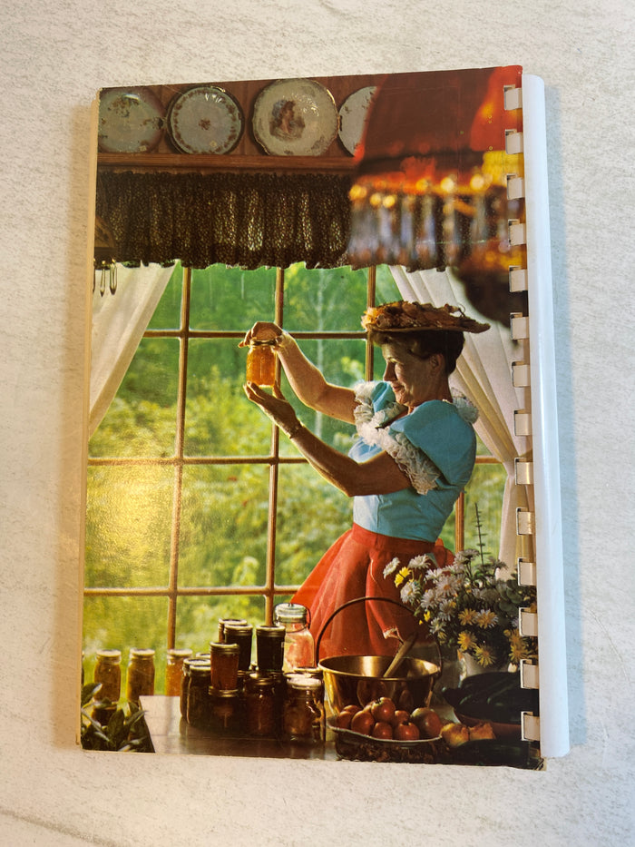 Minnie Pearl's Music City Cook Book 1970