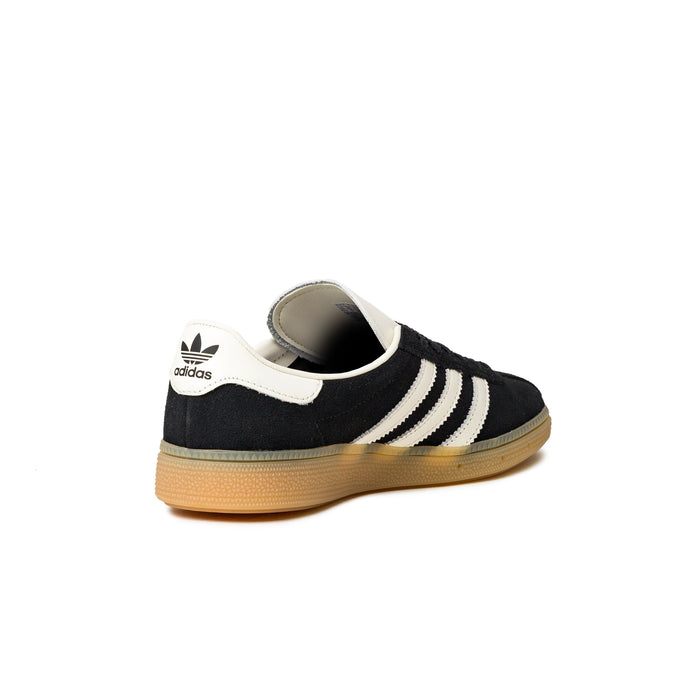 Adidas München W