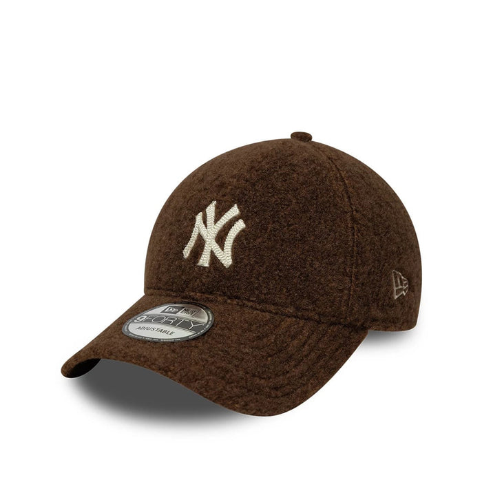 New Era MLB New York Yankees Winter Borg 9FORTY Cap
