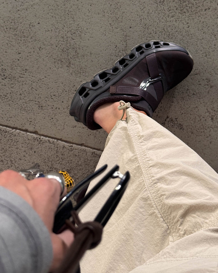 On x FKA twigs Cloudmonster 3 Mule W onfeet