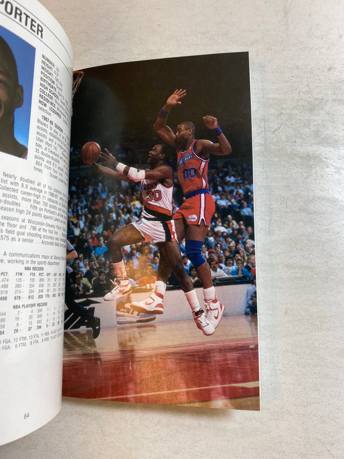 Portland Trailblazers NBA Media Guide 1988-1989