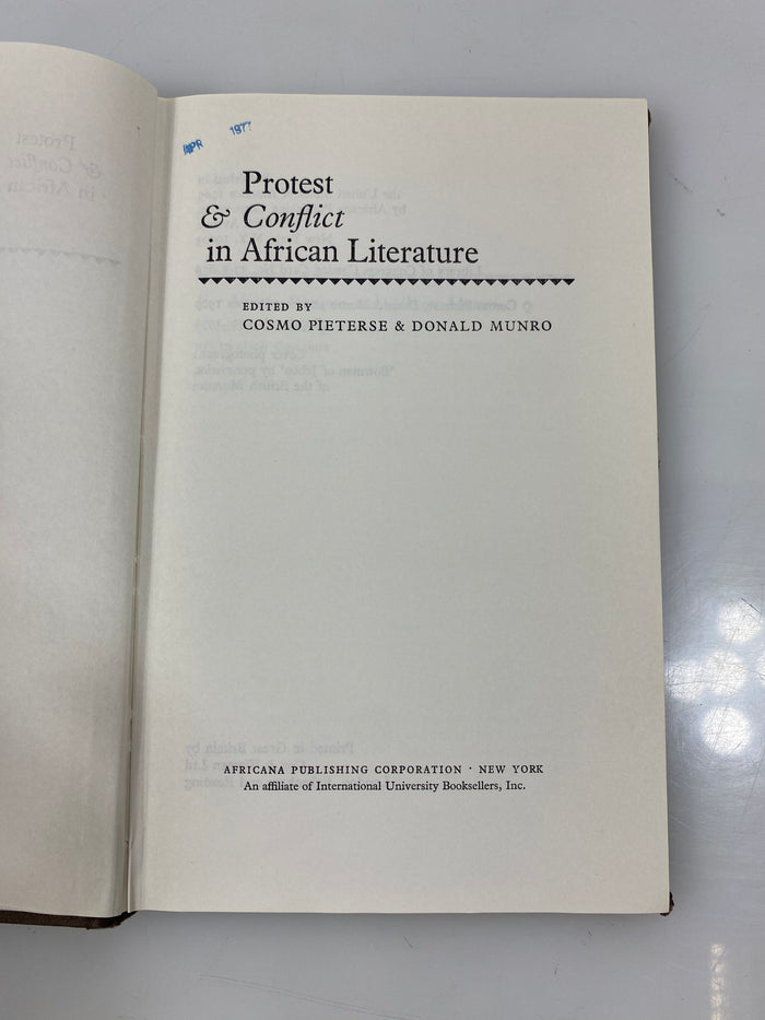 Protest & Conflict in African Literature Pieterse/Munro Ex-library 1971 HC