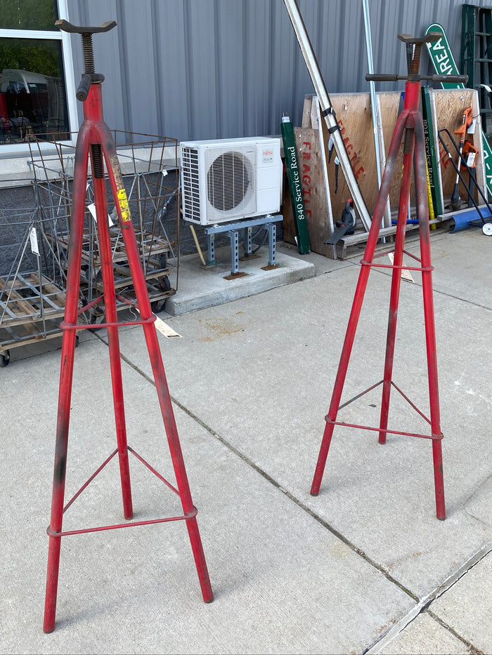 Red Three Leg Adjustable Pipe Jacks Pair of 2