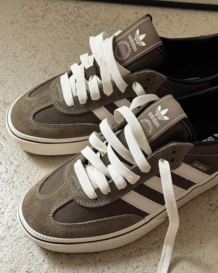 Adidas Samba ST onfeet